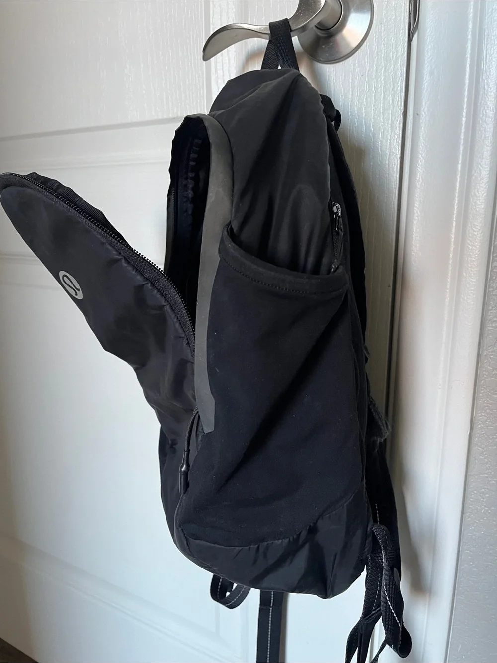 lululemon athletica Black Compact Everyday Backpack